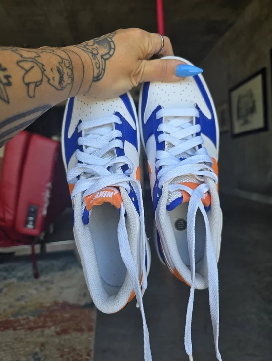 Nike White, Blue & Orange Size 6Y Or 8 Womens - Picture 8 of 8